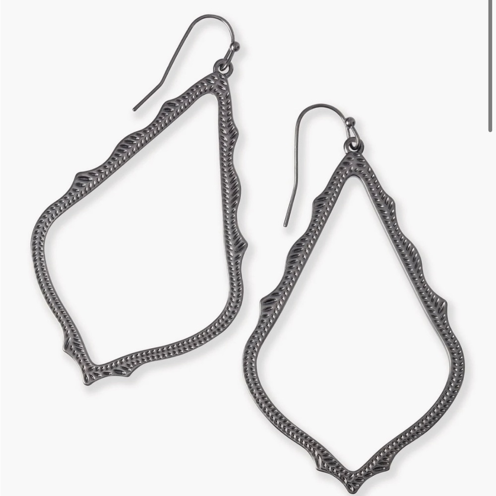 Sophee Drop Earrings in Gunmetal